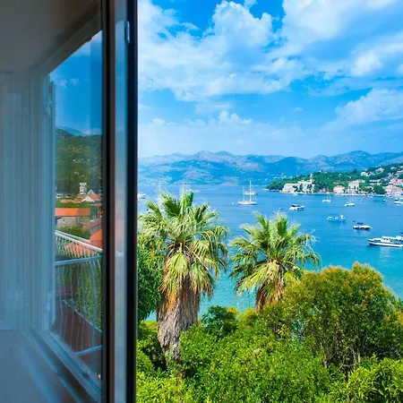 Pansion Tereza Гостевой дом Лопуд